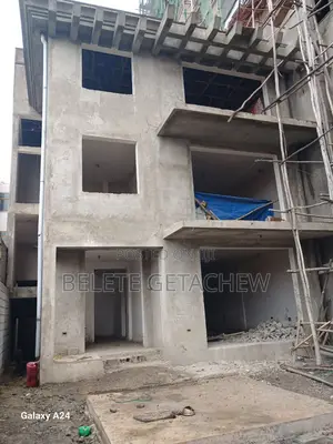 7bdrm House in Ayat, G+2, Bole for sale