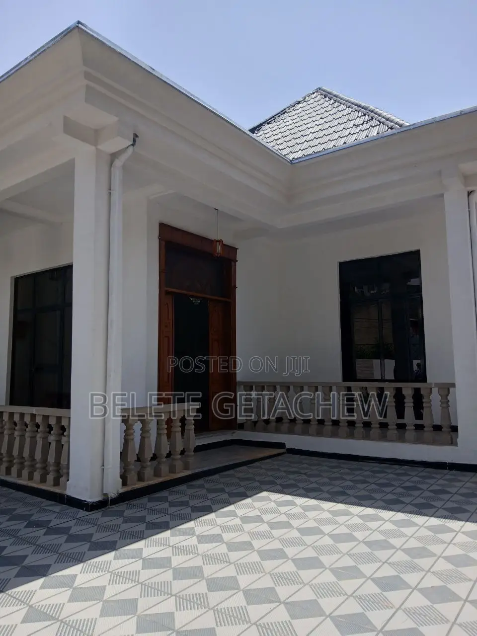 5bdrm Villa in Jacros, Yerer Luxury, Bole for sale