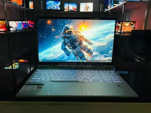 New Laptop HP EliteBook X360 1040 G7 16GB Intel Core I7 SSD 512GB