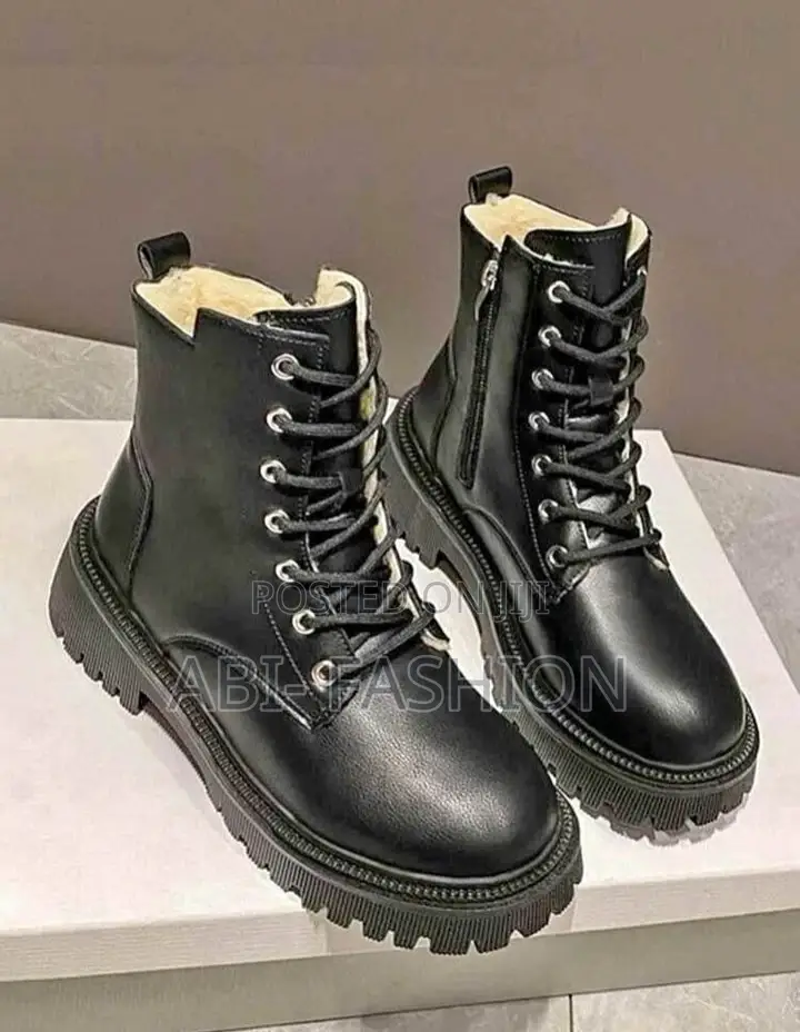 Boots for Women Master Quality