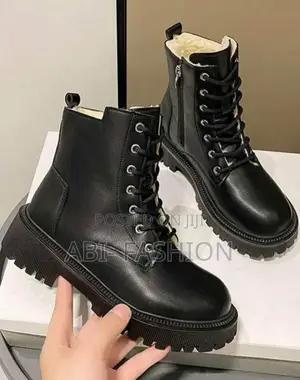 Boots for Women Master Quality
