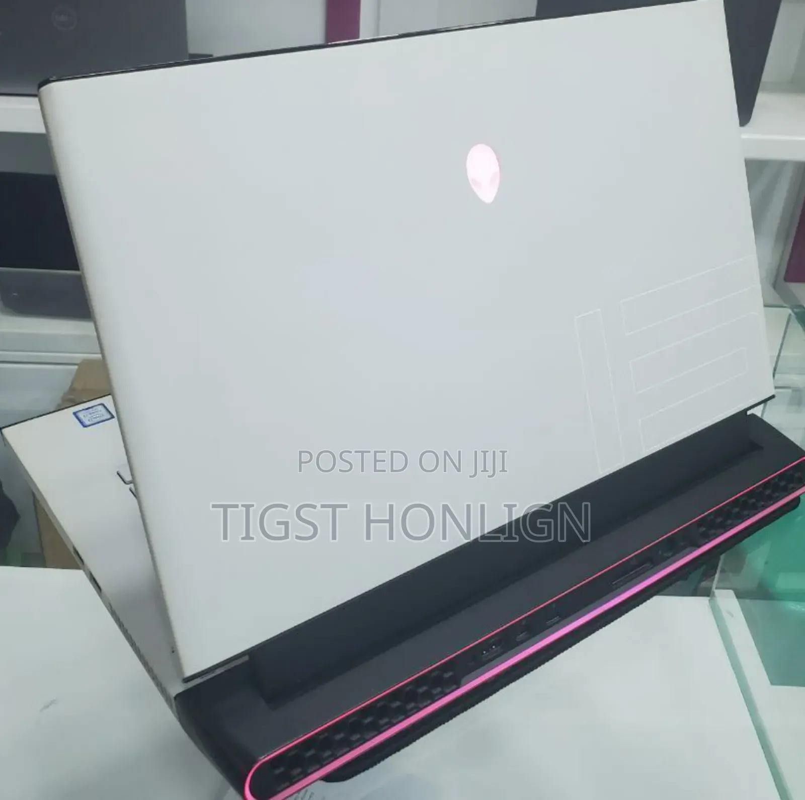New Laptop Alienware Area-51m 16GB Intel Core I7 SSD 512GB