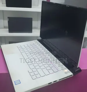 New Laptop Alienware Area-51m 16GB Intel Core I7 SSD 512GB