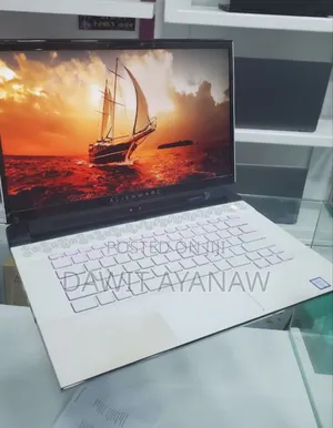 New Laptop Dell Alienware 15 R2 16GB Intel Core I7 SSD 512GB