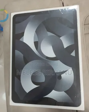 New Apple iPad 9.7 256 GB Silver