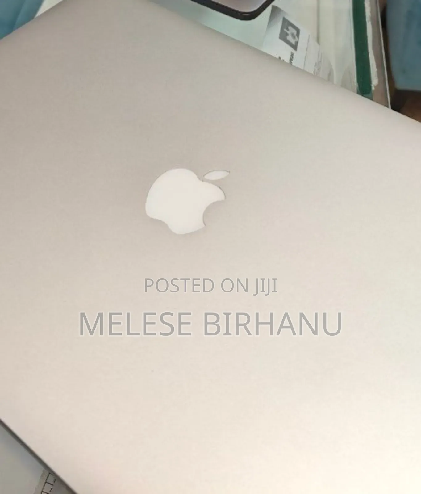 New Laptop Apple MacBook Air 2024 M3 13-Inch 8GB Apple M3 SSD 256GB