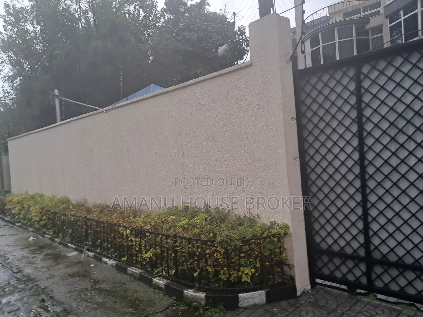 13bdrm House in Addis Abeba, Bole for rent