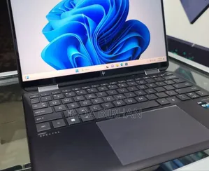 Photo - New Laptop HP Spectra 13 16GB Intel Core I7 SSD 1T