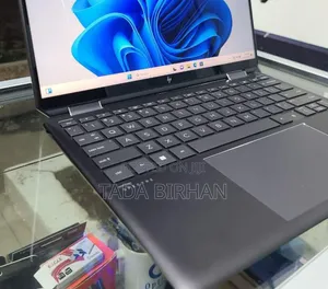 New Laptop HP Spectra 13 16GB Intel Core I7 SSD 1T