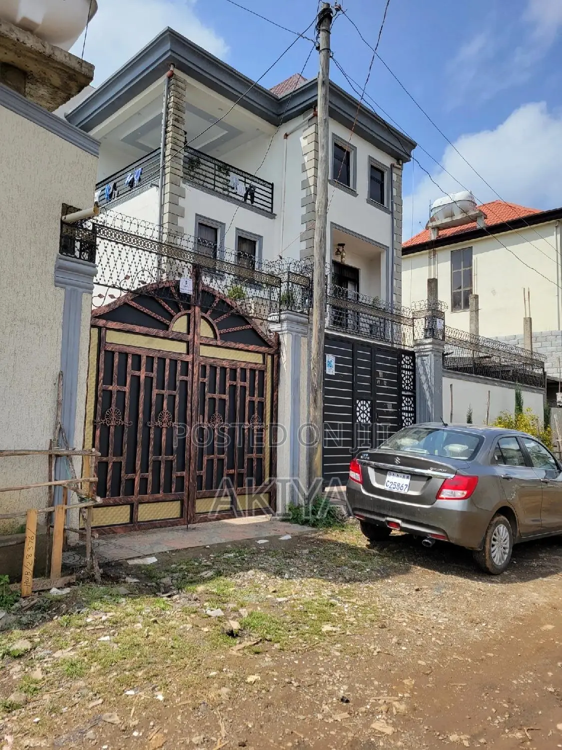 Furnished 5bdrm Apartment in Apartment, Oromia-Finfinne for sale