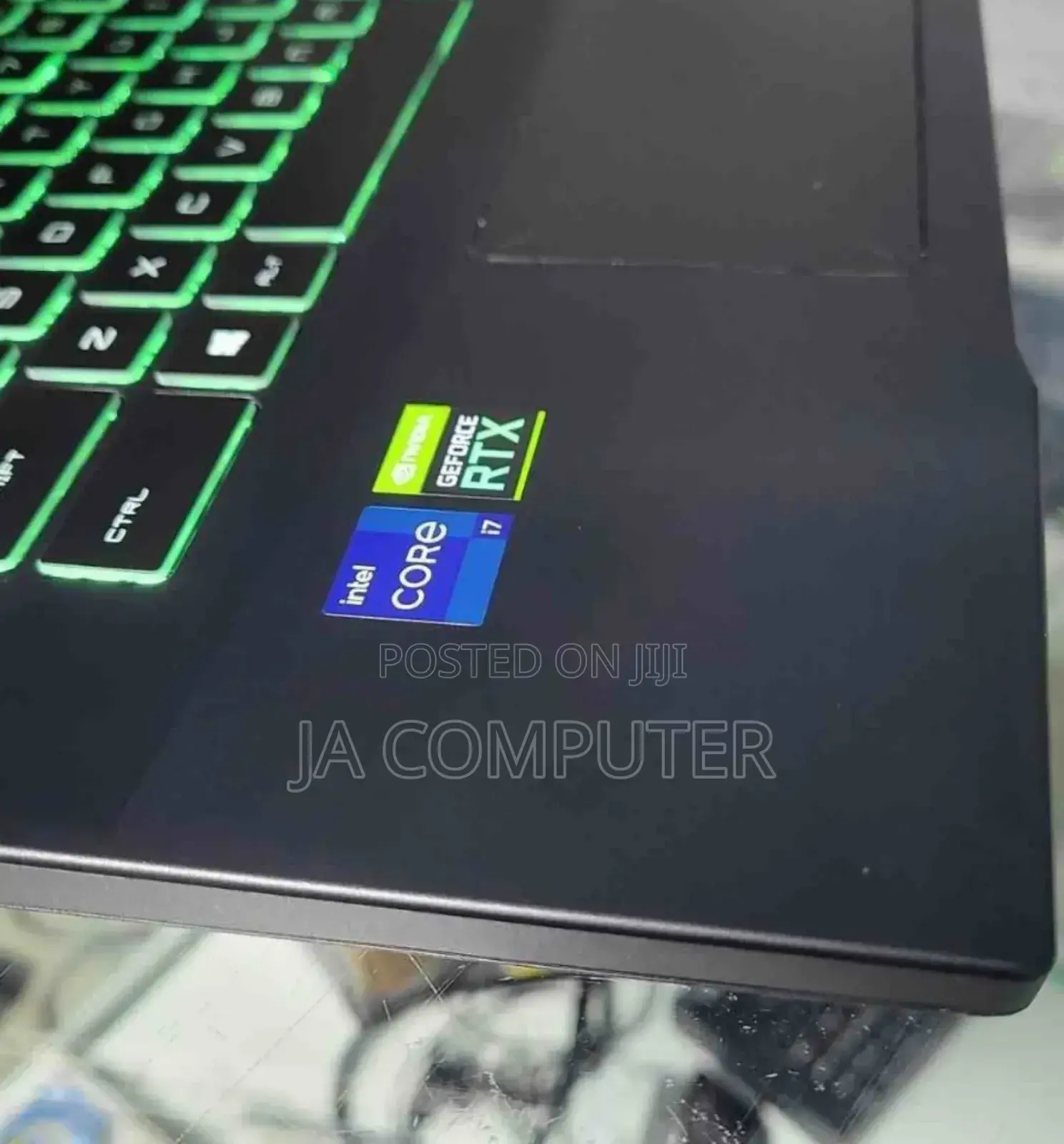 New Laptop MSI Crosshair 17 16GB Intel Core I7 SSD 512GB
