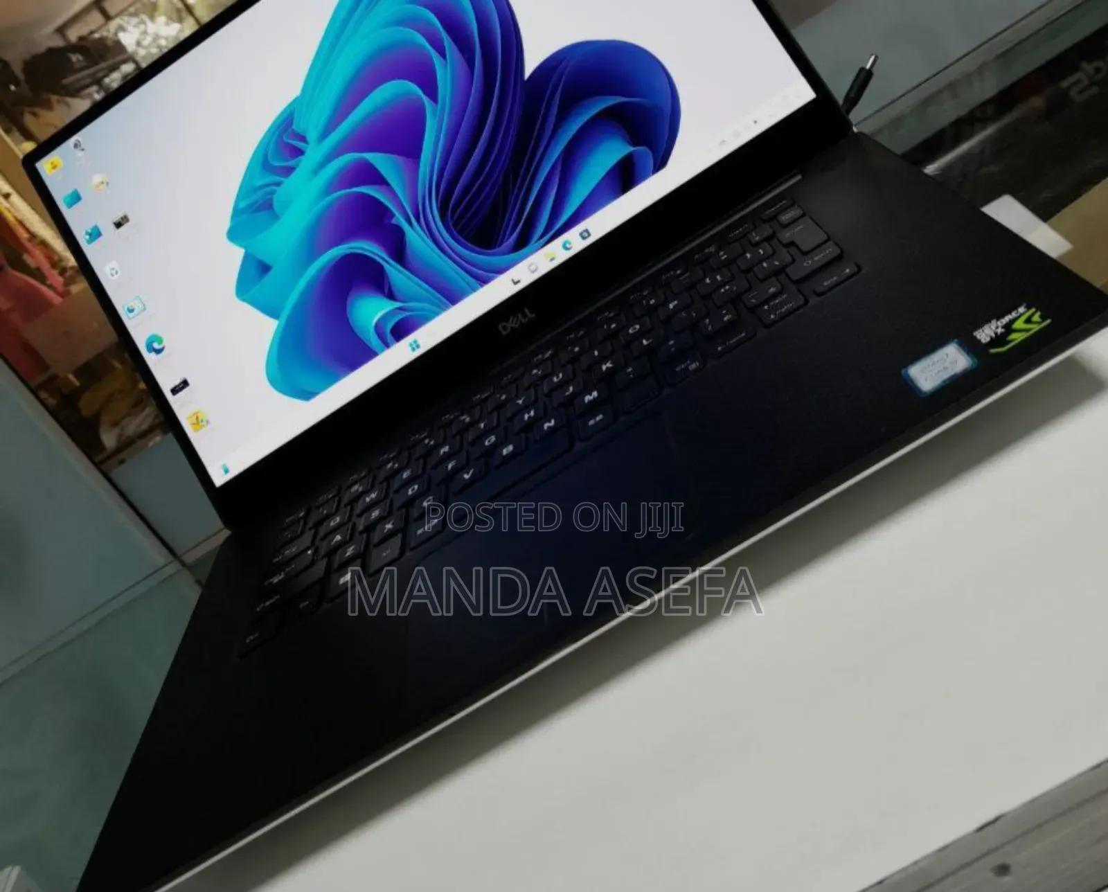 New Laptop Dell XPS 15 32GB Intel Core I7 SSD 512GB