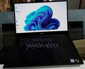 New Laptop Dell XPS 15 32GB Intel Core I7 SSD 512GB