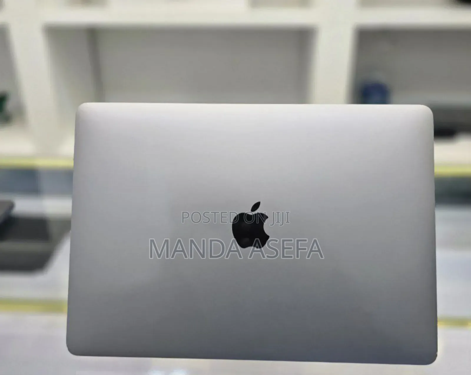 New Laptop Apple MacBook Pro M1 8GB Apple M1 SSD 512GB