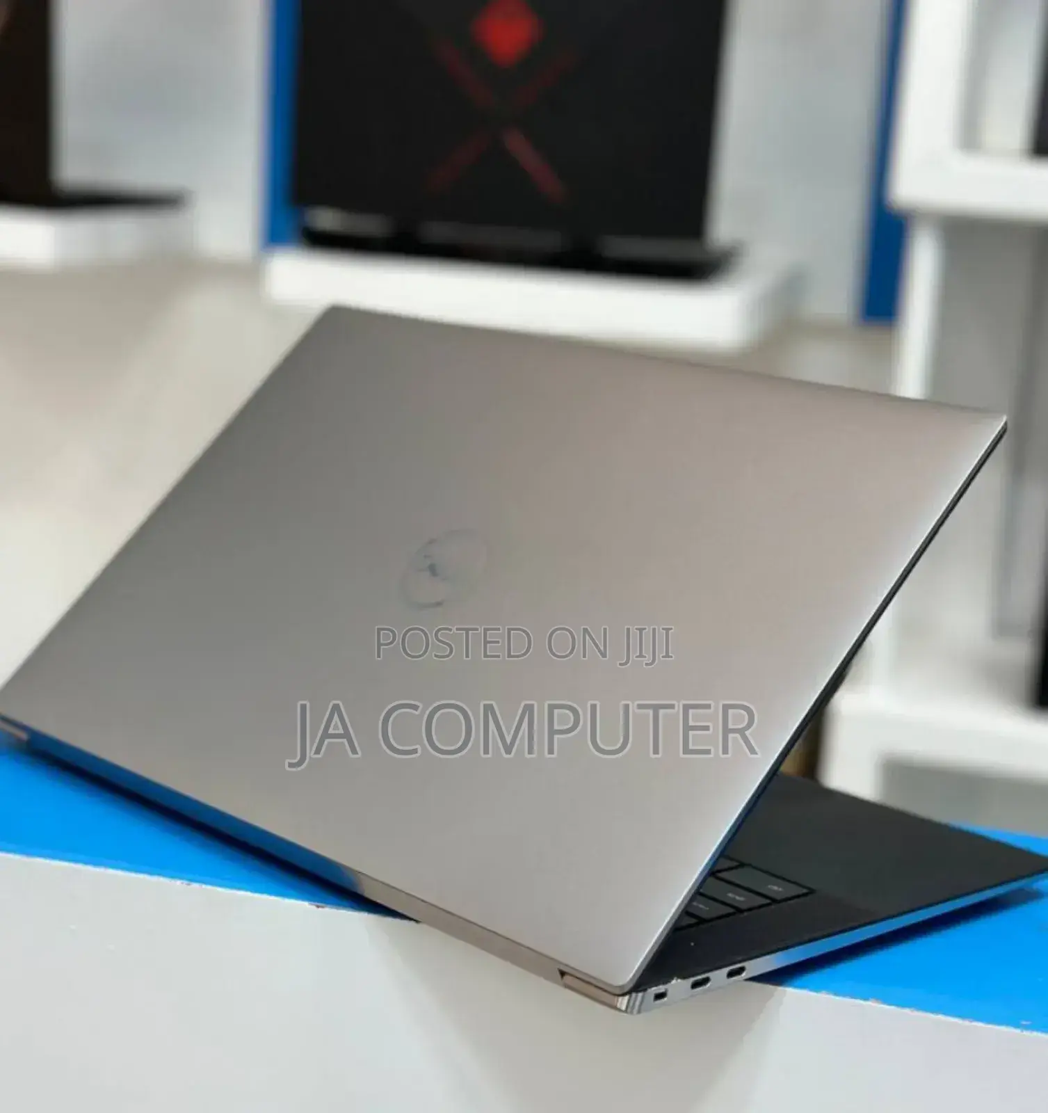 New Laptop Dell Precision 5550 32GB Intel Core I7 SSD 512GB