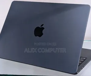 New Laptop Apple MacBook Air 2022 M2 8GB Apple M2 SSD 256GB