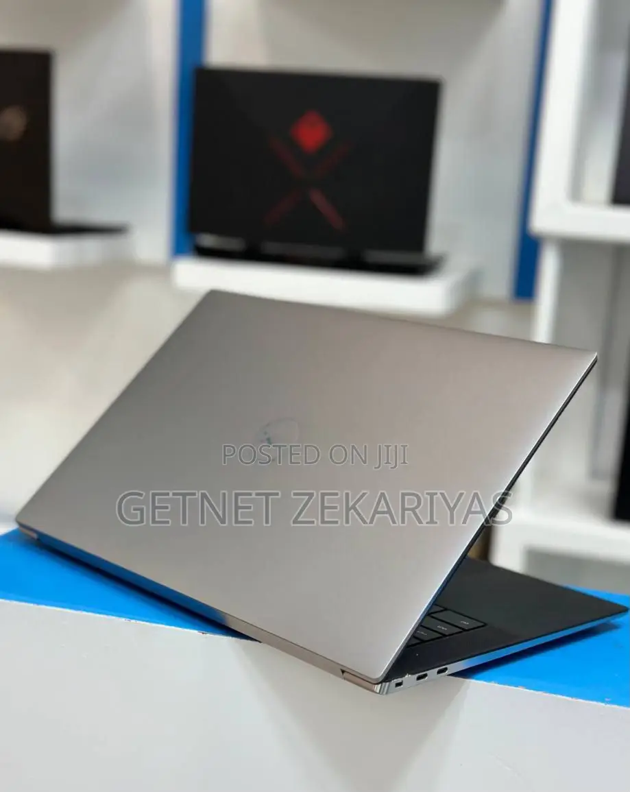 New Laptop Dell Precision 5550 32GB Intel Core I7 SSD 512GB