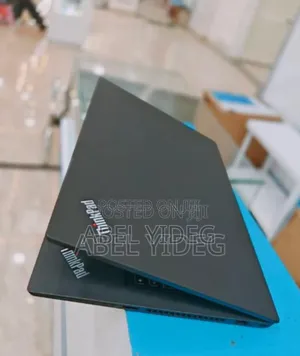 New Laptop Lenovo 16GB AMD Ryzen 5 SSD 512GB