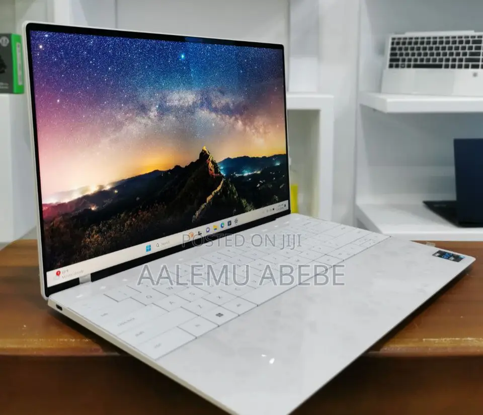 New Laptop Dell XPS 13 32GB Intel Core I7 SSD 1T