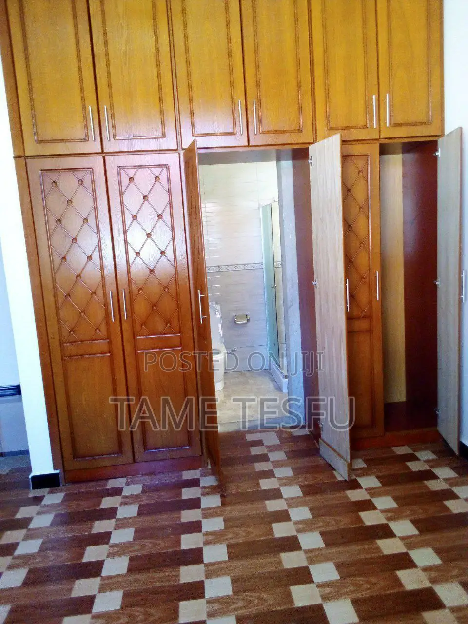 Furnished 3bdrm House in Summit, Bole for sale