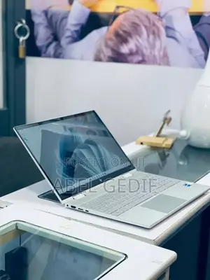 New Laptop HP Envy X360 16GB Intel Core I7 SSD 512GB
