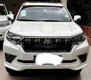 Toyota Land Cruiser 2021 White