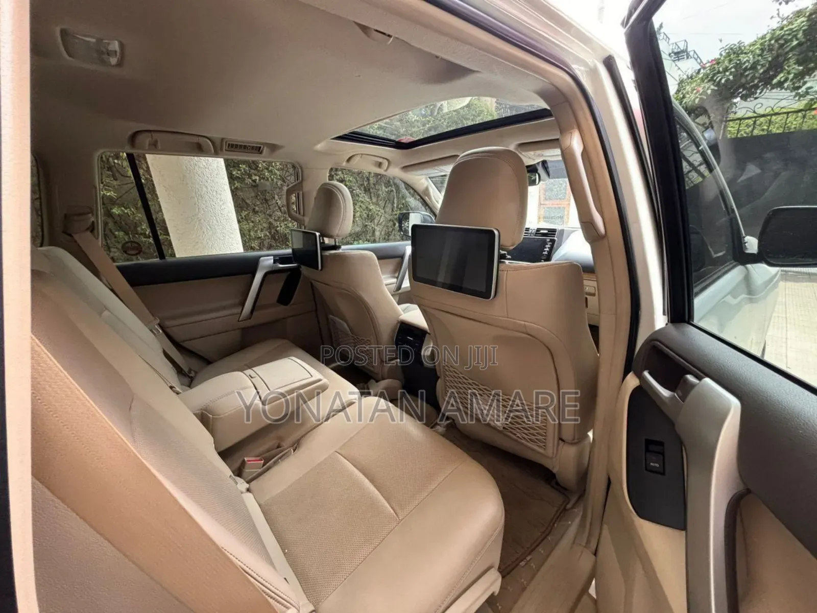 Toyota Land Cruiser 2021 White