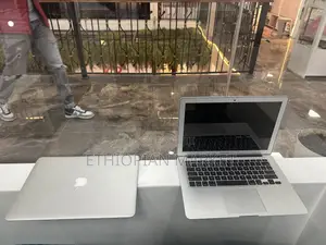 Laptop Apple MacBook Air 8GB Intel Core I5 SSD 256GB