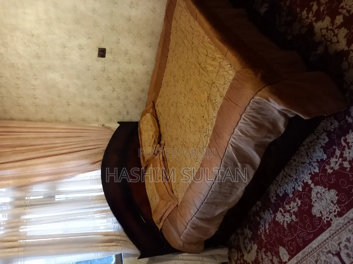 Bed With Dressing Table