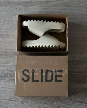 Photo - Yezzy Slide Fashion Shoes