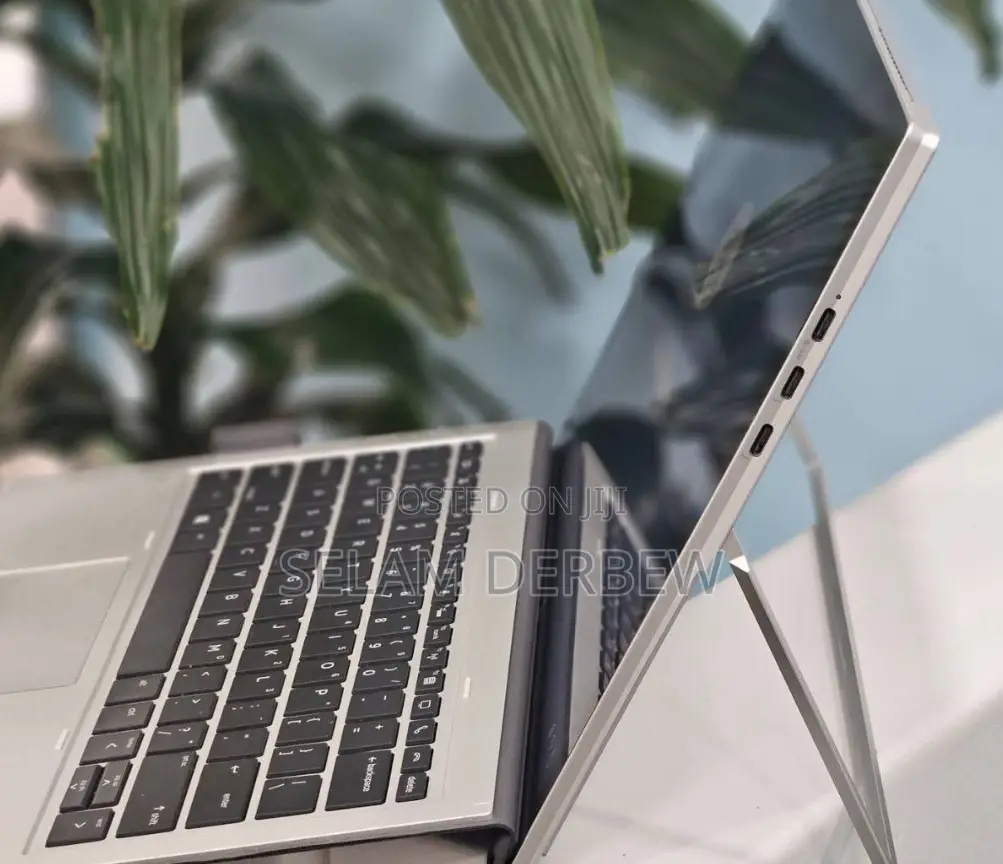 New Laptop HP Elite X2 1012 8GB SSD 256GB