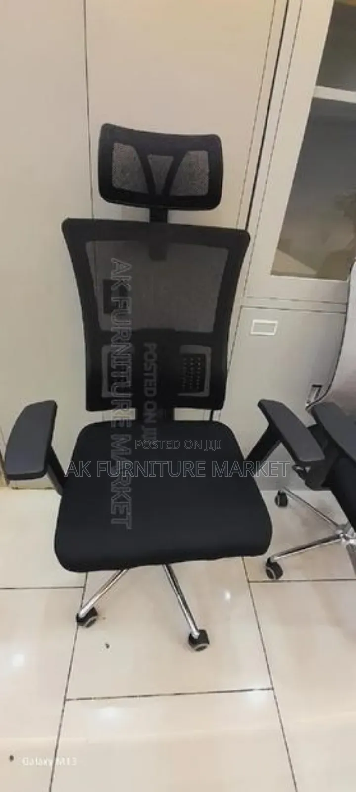 Office Manager Chairs