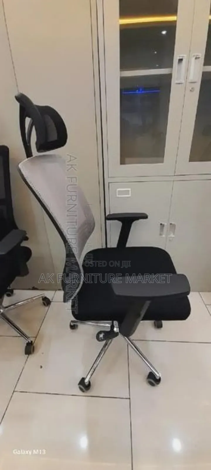 Office Managerial Chair