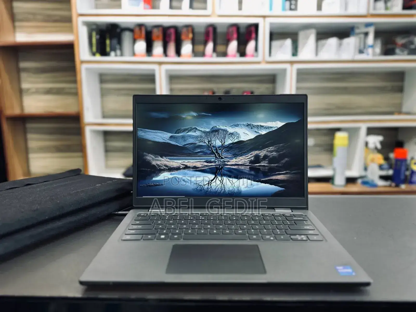 New Laptop Dell Latitude 14 8GB Intel Core I7 SSD 1T