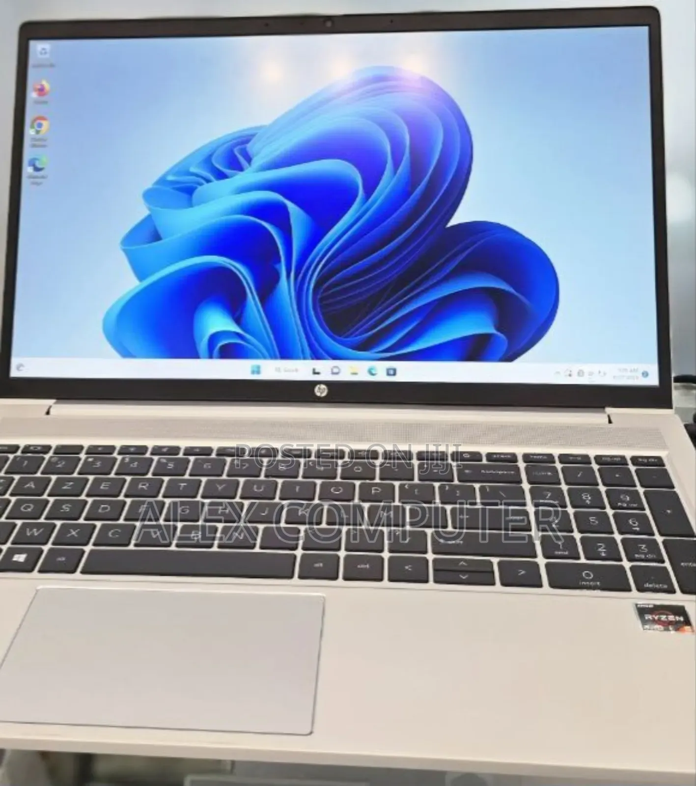 New Laptop HP ProBook 440 8GB AMD Ryzen 5 SSD 256GB