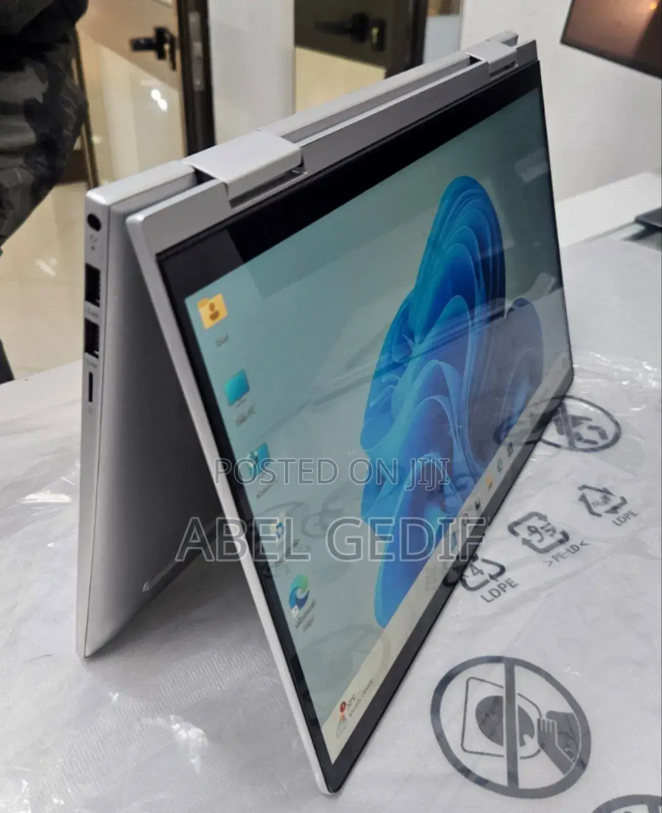 New Laptop HP Envy X360 8GB Intel Core I5 SSD 512GB