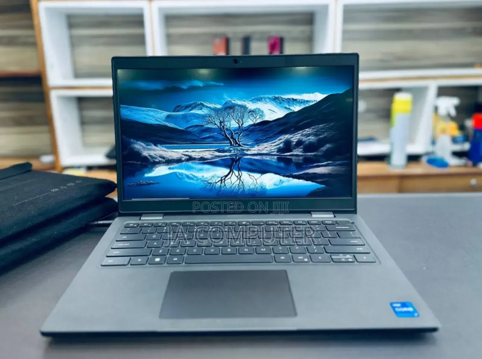 New Laptop Dell Latitude 5310 8GB Intel Core I7 SSD 1T