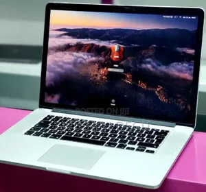 New Laptop Apple MacBook 2015 16GB Intel Core I7 SSD 512GB