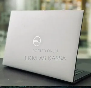 New Laptop Dell Precision 15 7550 32GB Intel Core I7 SSD 512GB