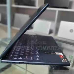 New Laptop Lenovo Yoga 700 16GB Intel Core I7 SSD 512GB