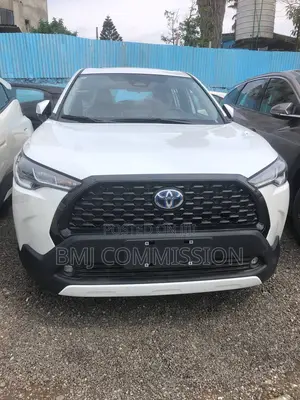 New Toyota Corolla Cross 2024 White