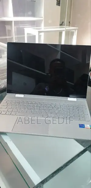 New Laptop HP Envy X360 16GB Intel Core I7 SSD 512GB
