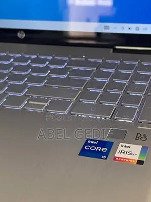 New Laptop HP Pavilion X360 8GB Intel Core I5 SSD 512GB