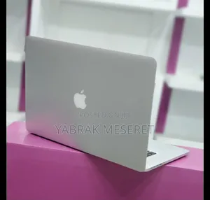 New Laptop Apple MacBook Pro 2015 16GB Intel Core I7 SSD 512GB