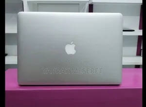 New Laptop Apple MacBook Pro 2015 16GB Intel Core I7 SSD 512GB