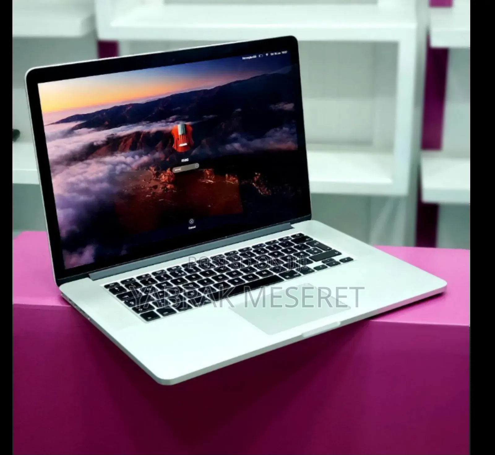 New Laptop Apple MacBook Pro 2015 16GB Intel Core I7 SSD 512GB