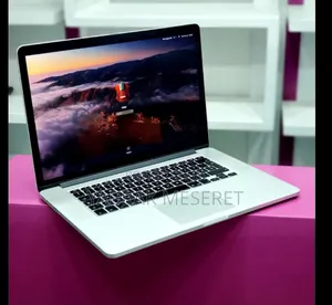 New Laptop Apple MacBook Pro 2015 16GB Intel Core I7 SSD 512GB