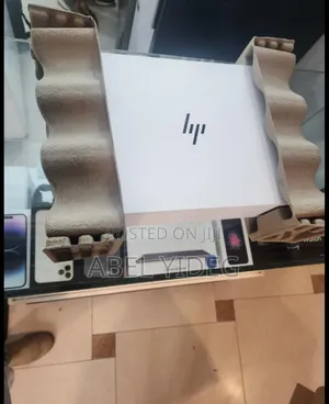 New Laptop HP Spectre X360 16GB Intel Core I7 SSD 1T