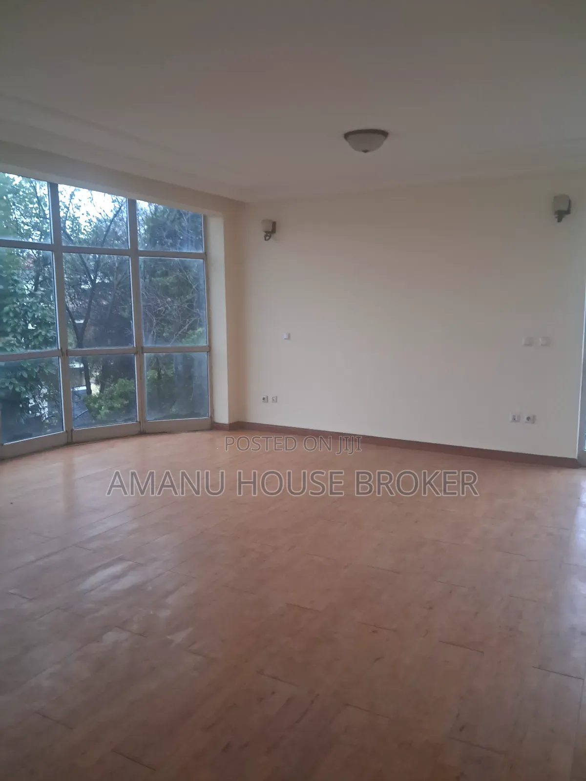 Urgent Rent G+3 With Basement for Office and Residence