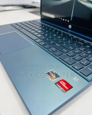 New Laptop HP Pavilion 15 8GB AMD Ryzen 7 SSD 512GB